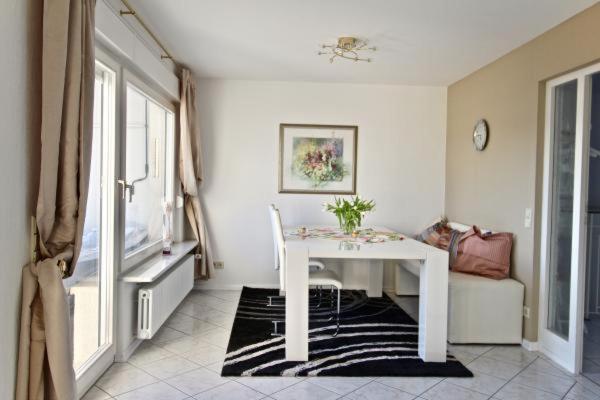 Seeterrasse Mit Seeblick Зиплинген Екстериор снимка